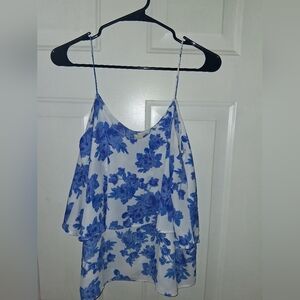 Paper Crane Tank Top, Size LARGE, NWOT Blue Roses Print! White/ Blue
